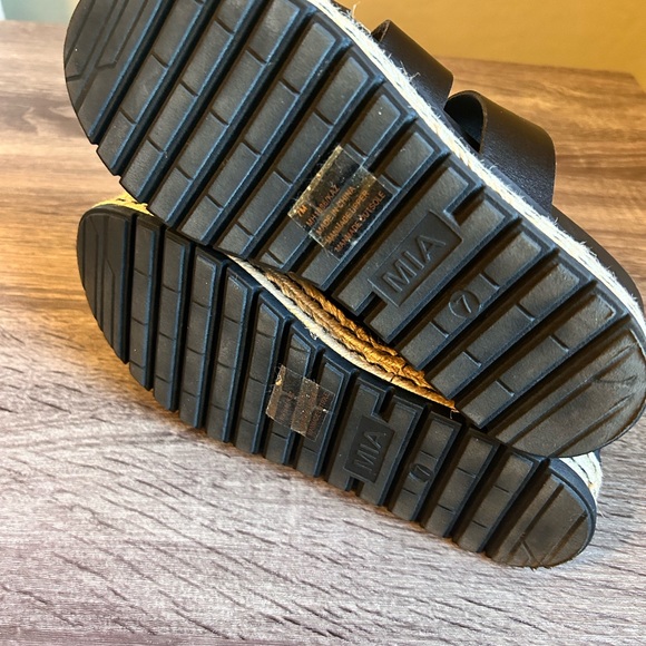 MIA Black Espadrille Platform Slip-On Strappy Sandals Size 7 - Picture 5 of 5